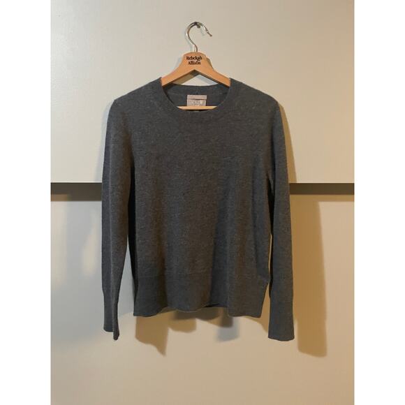 J. Crew 100% Cashmere Classic-Fit Crewneck Sweater SZ SMALL Charcoal Gray $148 - Picture 3 of 9